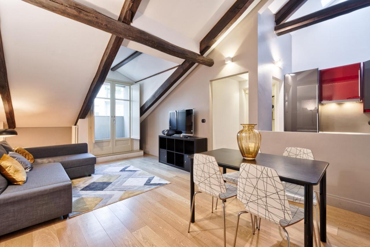 Stylish Apartment In The Heart Of Torino Экстерьер фото