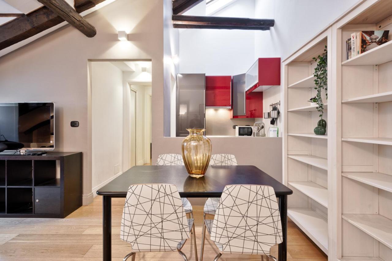 Stylish Apartment In The Heart Of Torino Экстерьер фото